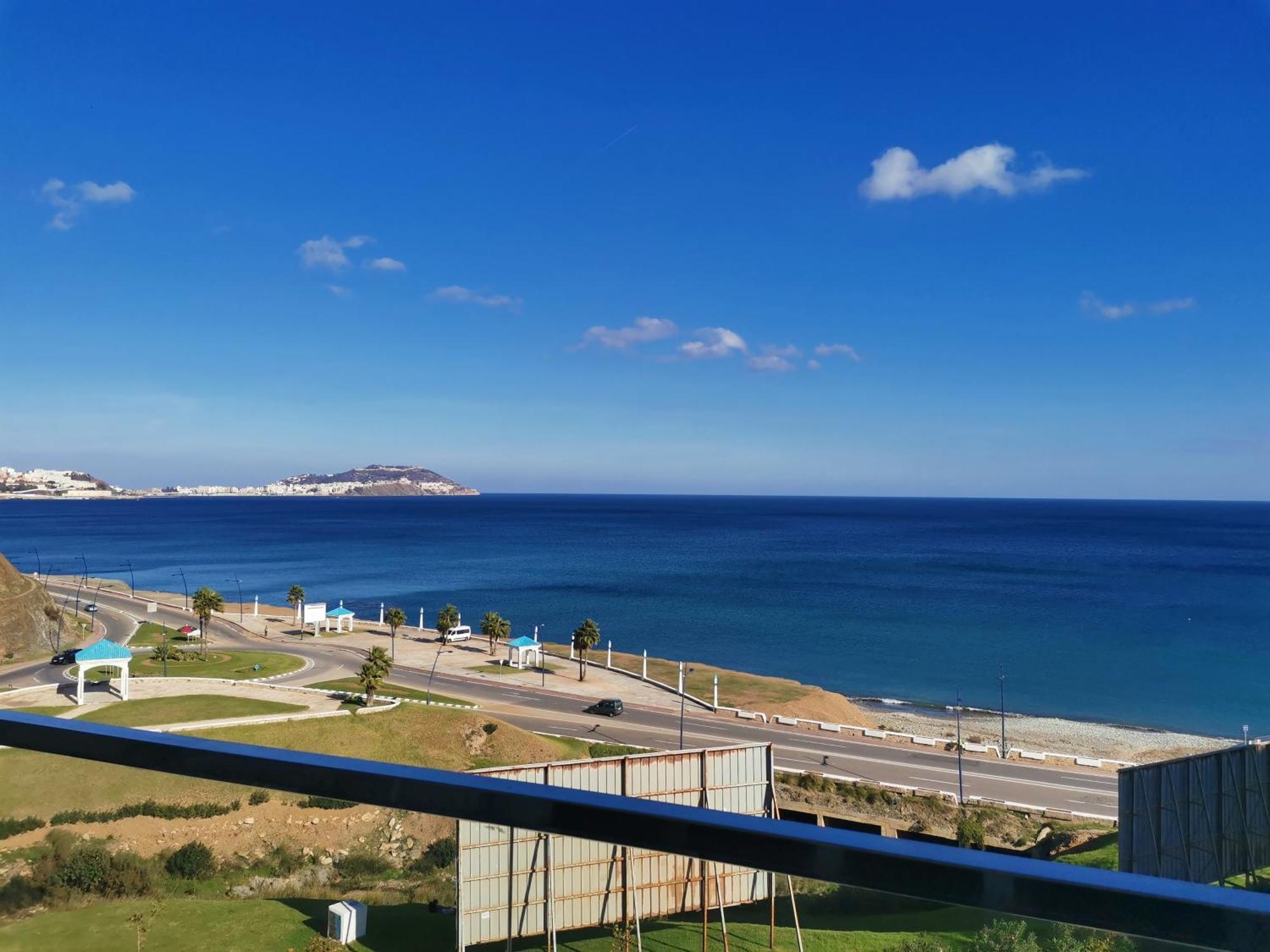 Appartf3 Vue Panoramique Sur Mer Residence Vista Del Mar Al-Funajdik Zewnętrze zdjęcie